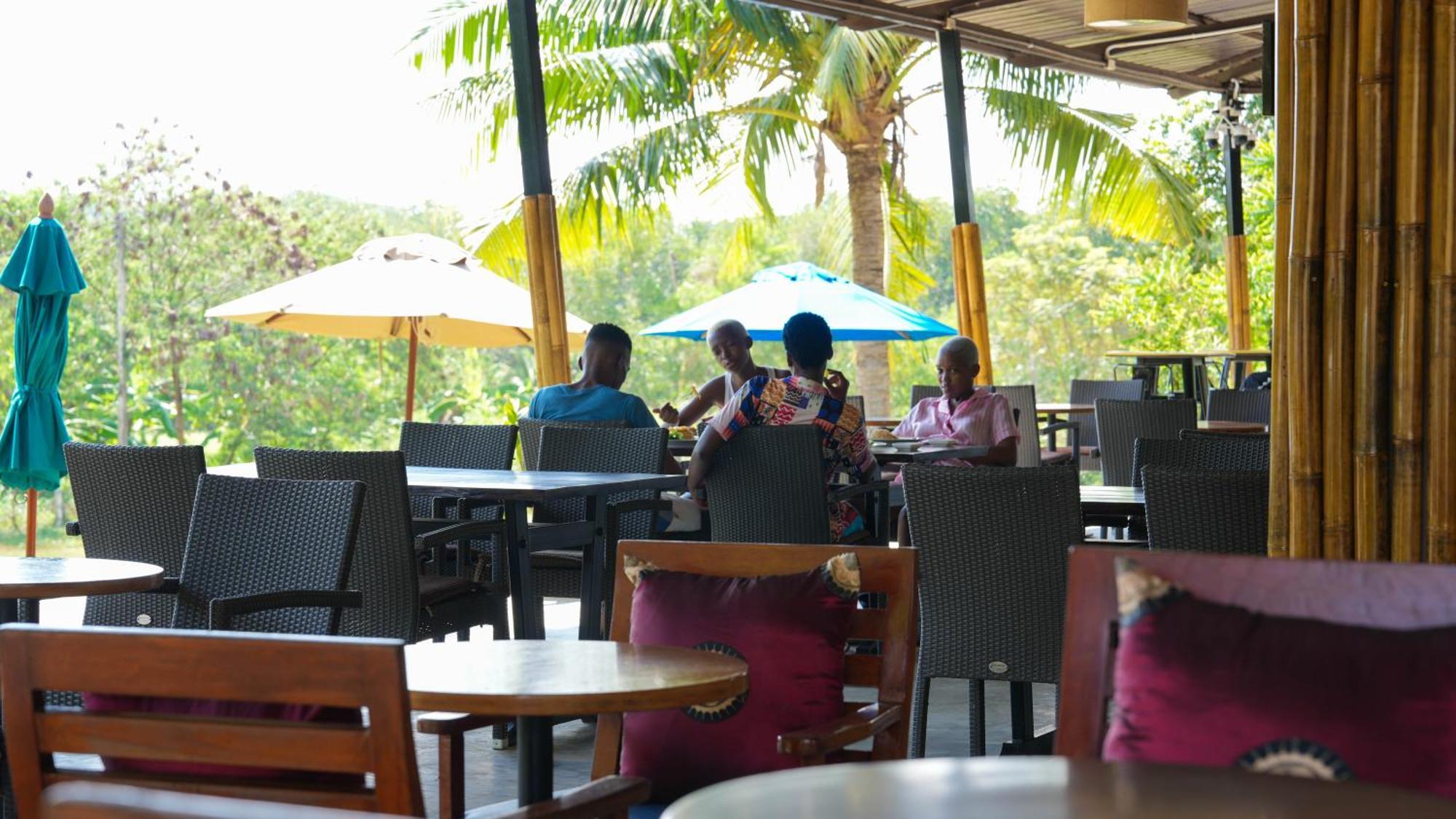 Green Gen Hotel, Mueang Phuket Ban Lo Ti Pa Eksteriør bilde